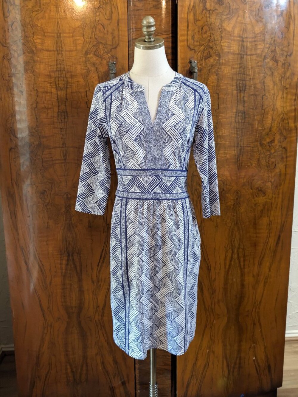 J. McLaughlin Lola Catalina Cloth Dress Size S Blue White Geometric Chevron